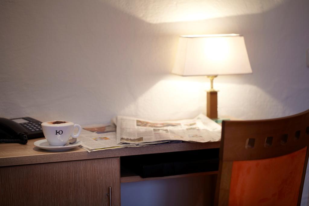 Hotel Gasthof Zur Post Konigstein in der Oberpfalz Room photo